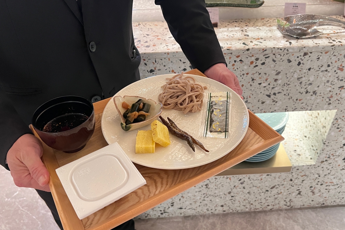 「高雄日航酒店」高奢商務飯店開箱：房型特色、餐廳類型公開，天空酒吧遠眺港都夜景