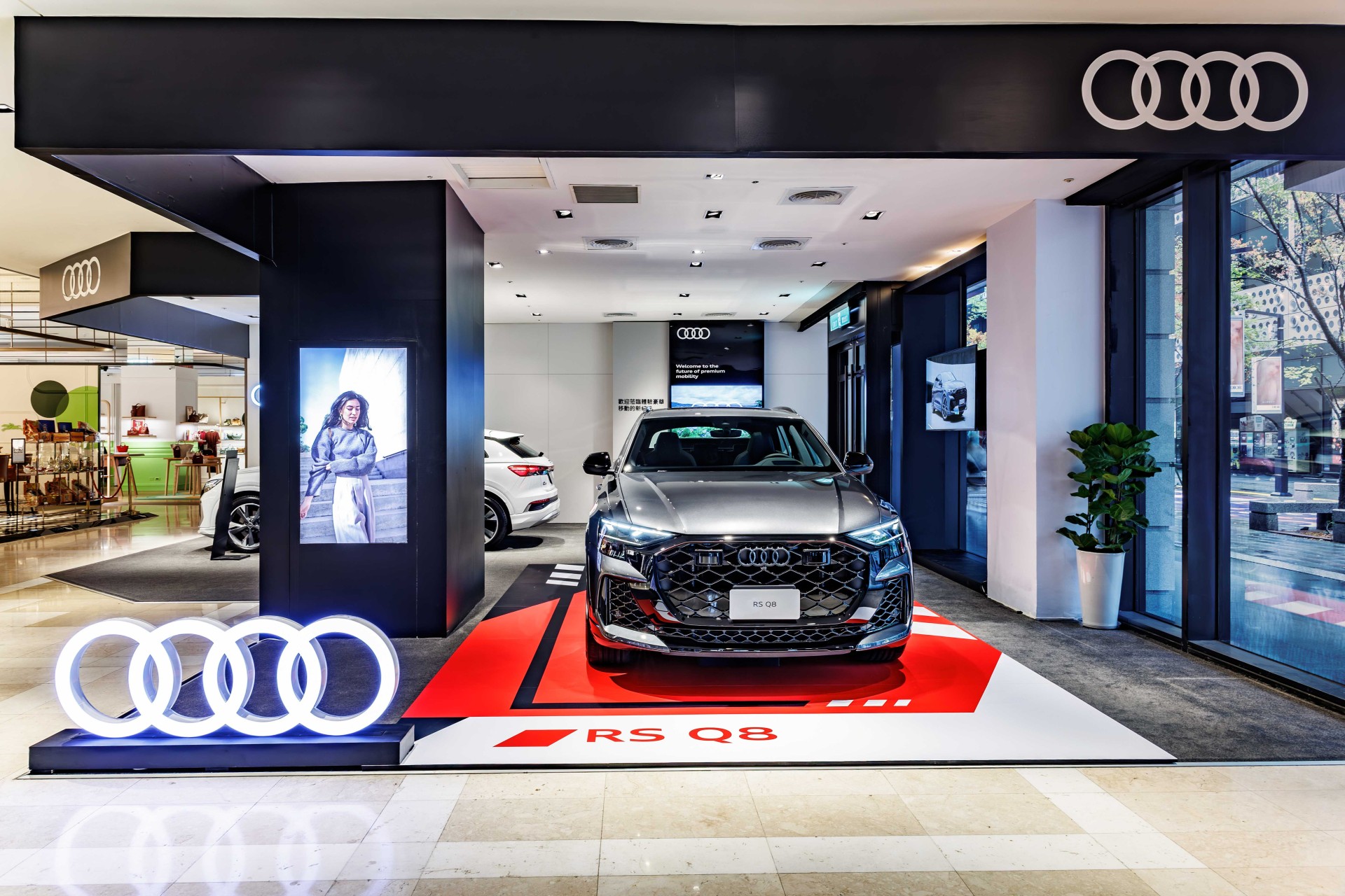 Audi RS Q8全新登台，重塑高性能休旅的速度與豪華定義