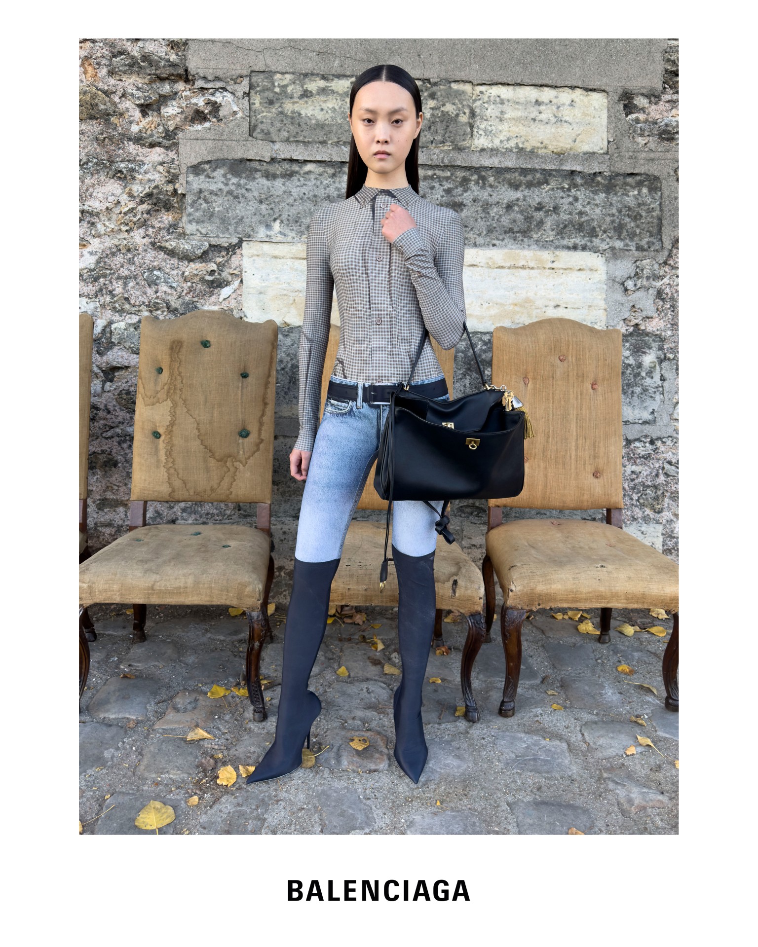 Balenciaga將時尚搬到街頭，全新廣告大片透過當代攝影大師視角探索創作與城市交織之美