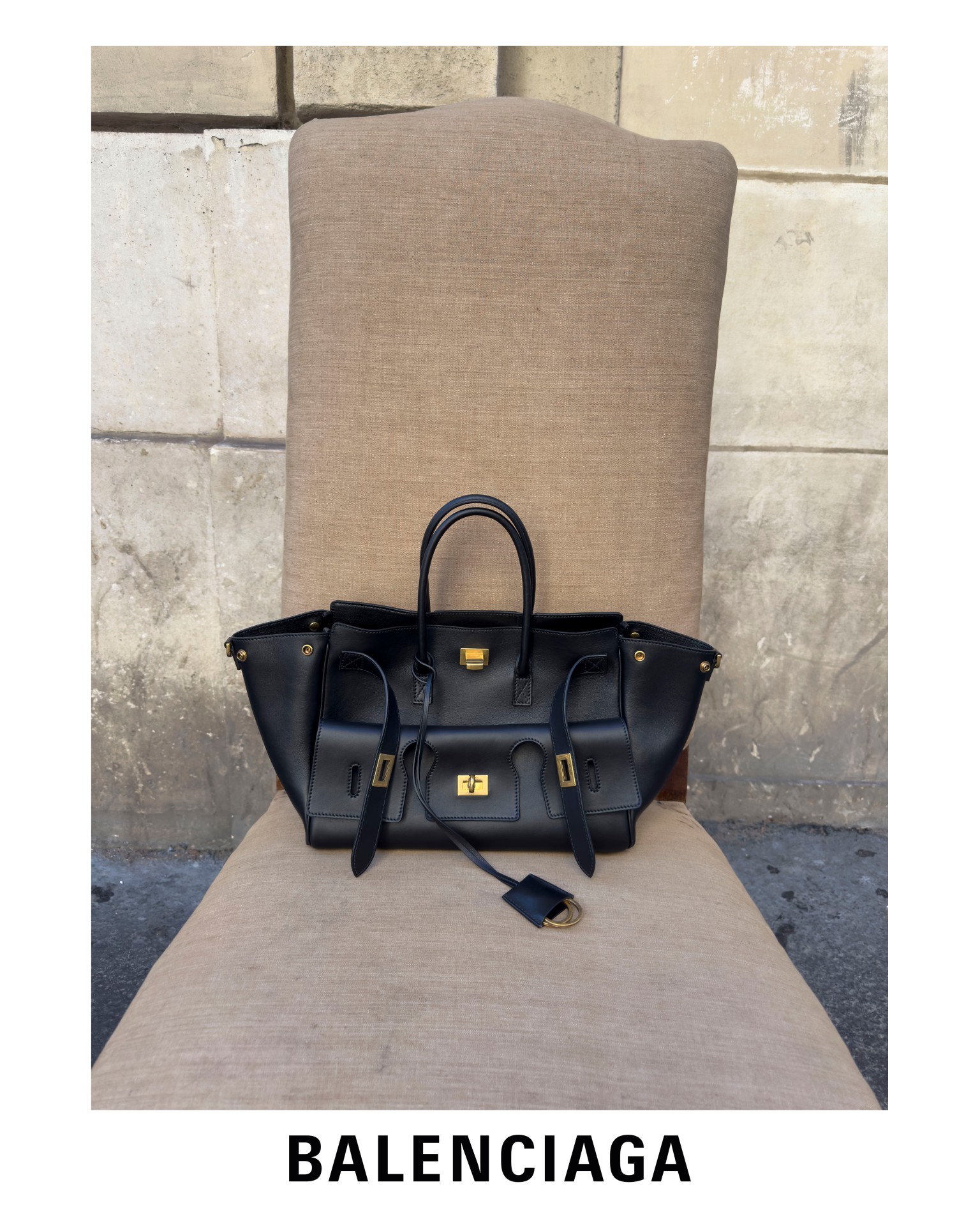 Balenciaga將時尚搬到街頭，全新廣告大片透過當代攝影大師視角探索創作與城市交織之美