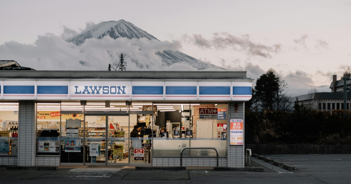 LAWSON在台註冊商標引話題！「炸雞君」多口味炸雞、獨特聯名商品成網友期盼在台開店引進商品
