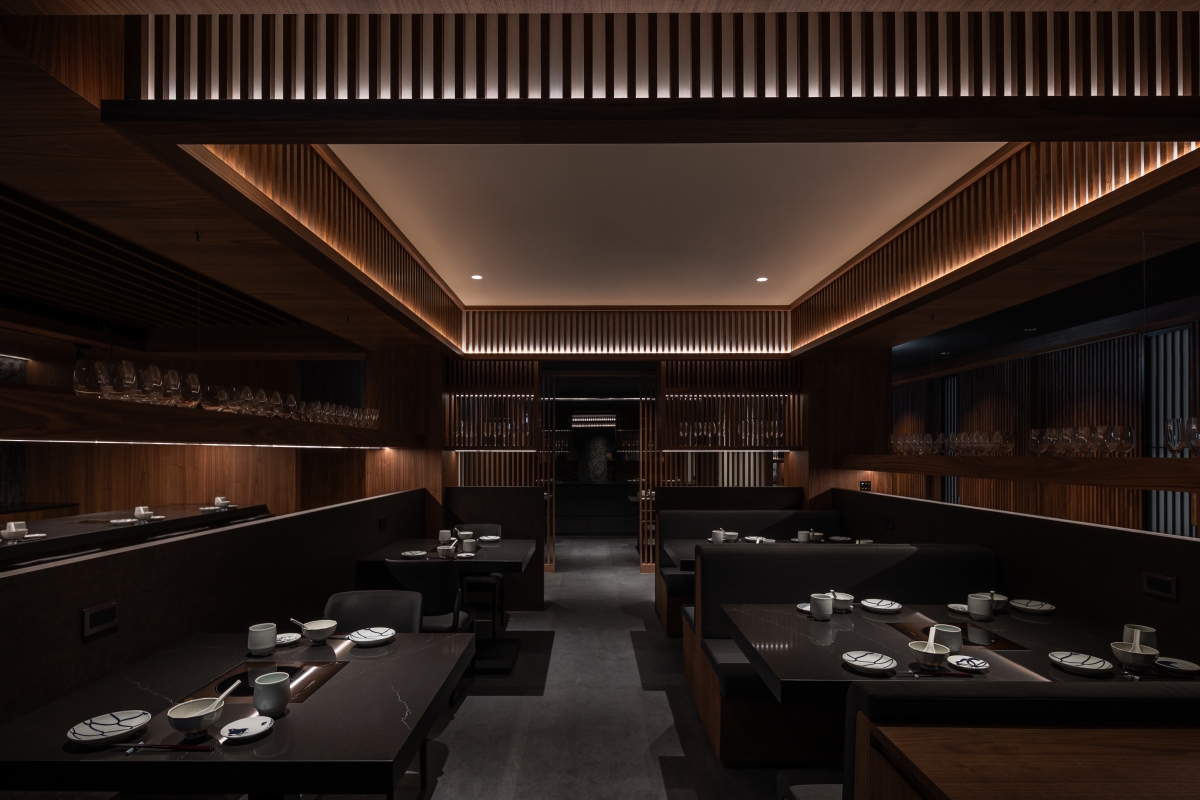 台北東區進入高奢火鍋戰國時期？「SHABU ZEN」新開幕！鎖定高端族群，吃鍋之餘還有和牛咖喱飯