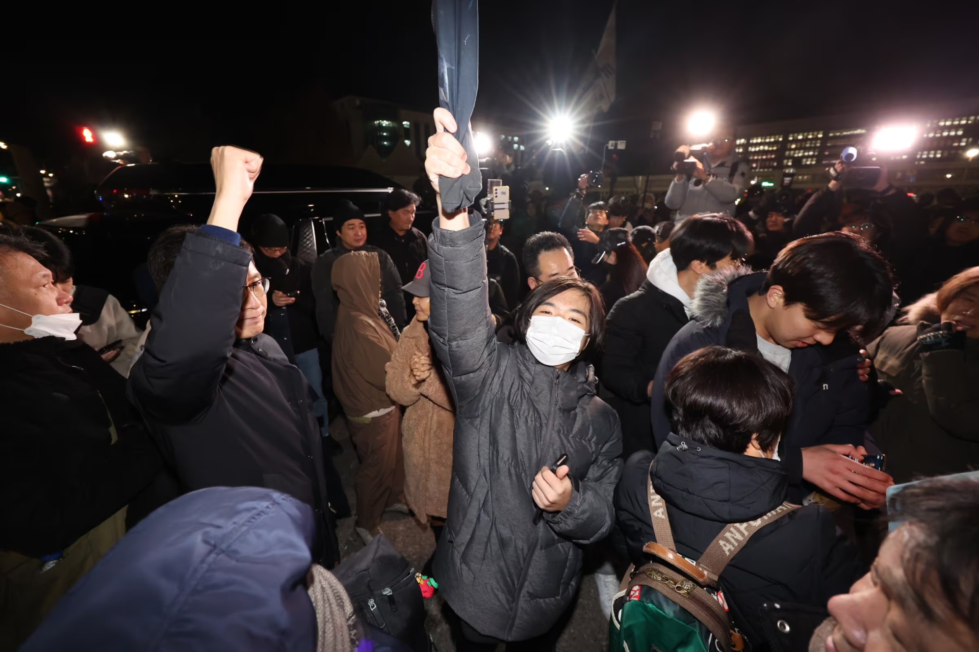 韓國戒嚴懶人包:總統尹錫悅宣布戒嚴到解嚴僅6小時,南韓史上最短戒嚴是怎麼一回事?