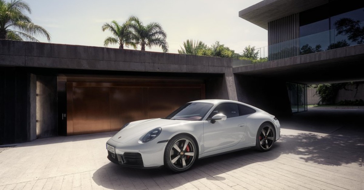 全新保時捷 911 Carrera S 登場，帶來更強悍、更快速、更優雅的選擇