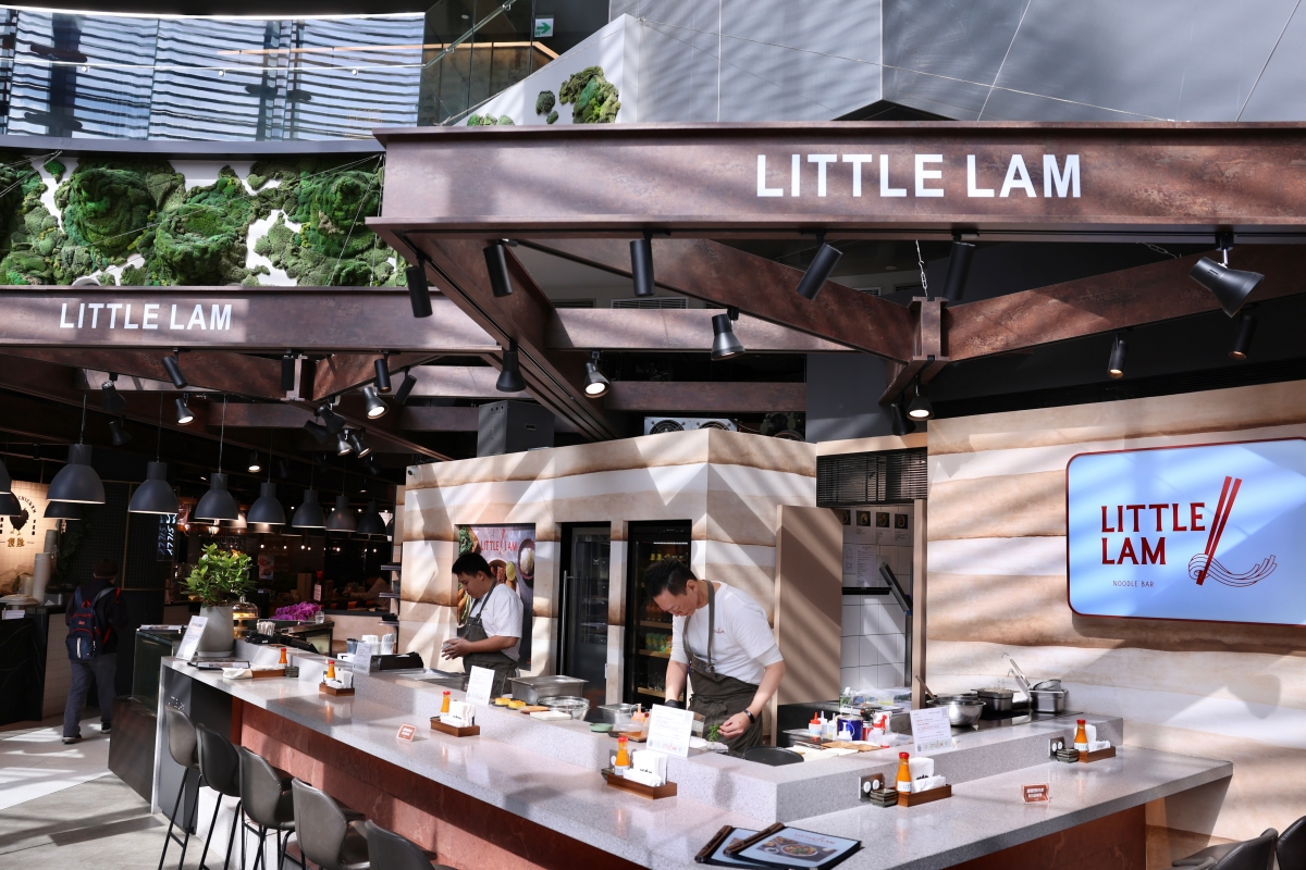 林明健又有餐飲新作！前進「春大直」開麵店「Little Lam」，將美味著重於每碗湯的湯頭上