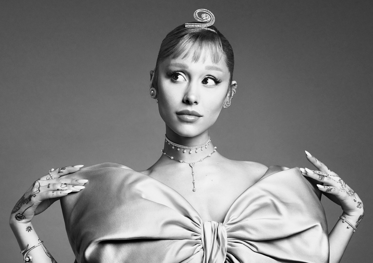 Ariana Grande x Swarovski聯名系列登場｜音樂靈感×奢華水晶，閃耀你的個性魅力！