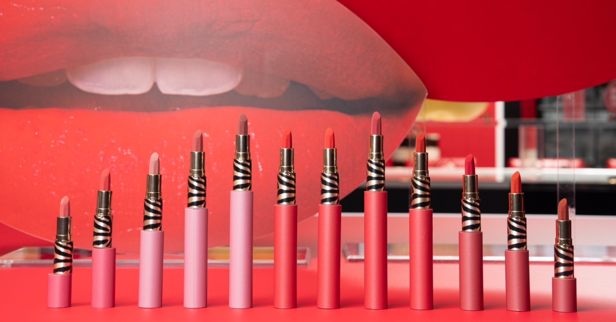 霧感唇重回2025春夏！法式裸霧、奢華紅霧，一抹綻放質感魅力