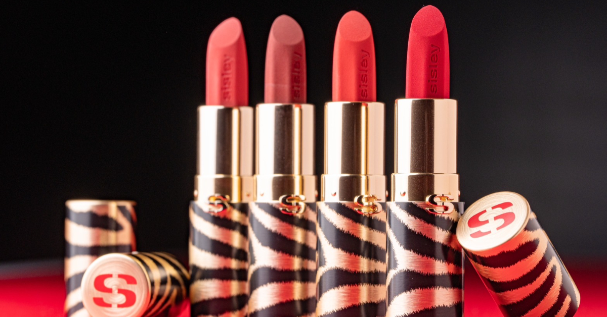 霧感唇重回2025春夏！法式裸霧、奢華紅霧，一抹綻放質感魅力