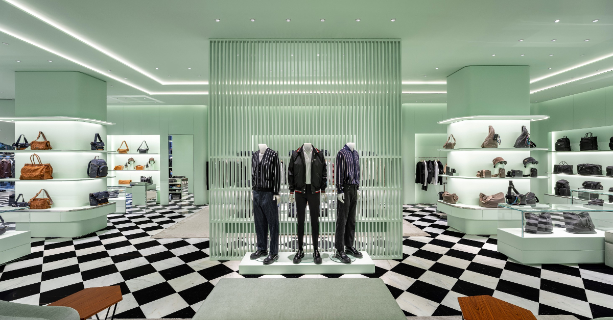 Prada ION Orchard 華麗登場：精品店升級開幕，Prada Caffè 優雅登場！