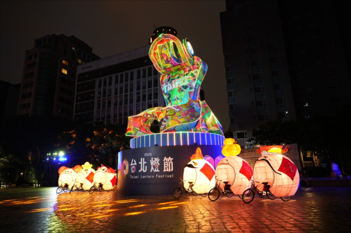 2025台北燈節西區登場！塗鴉藝術家阿奈操刀主燈、4大展區亮點彙整