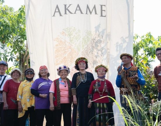 AKAME十週年特別餐會：彭天恩邀請家人當客座，辦桌端出魯凱傳統料理尋回初心