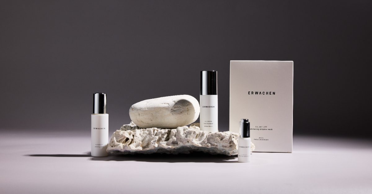 ERWACHEN醒寤「御光系列」登場：黃金海藻 x 極光煥白C，喚醒肌膚透亮新生