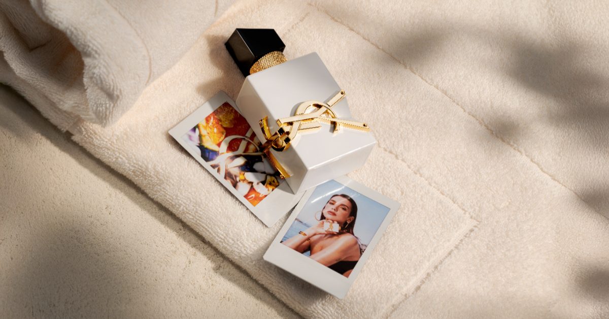 YSL首款無酒精香水！杜娃·黎波詮釋「自由不羈裸膚之水」的仲夏奢華魅力