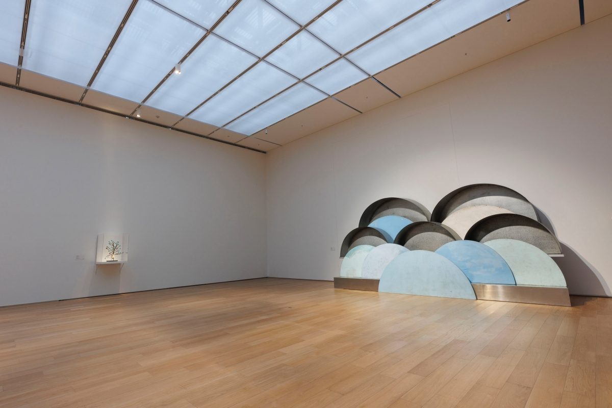 路易絲・布爾喬亞展覽直擊：三大策展主題搭配金句，展現與痛苦並存的黑色幽默