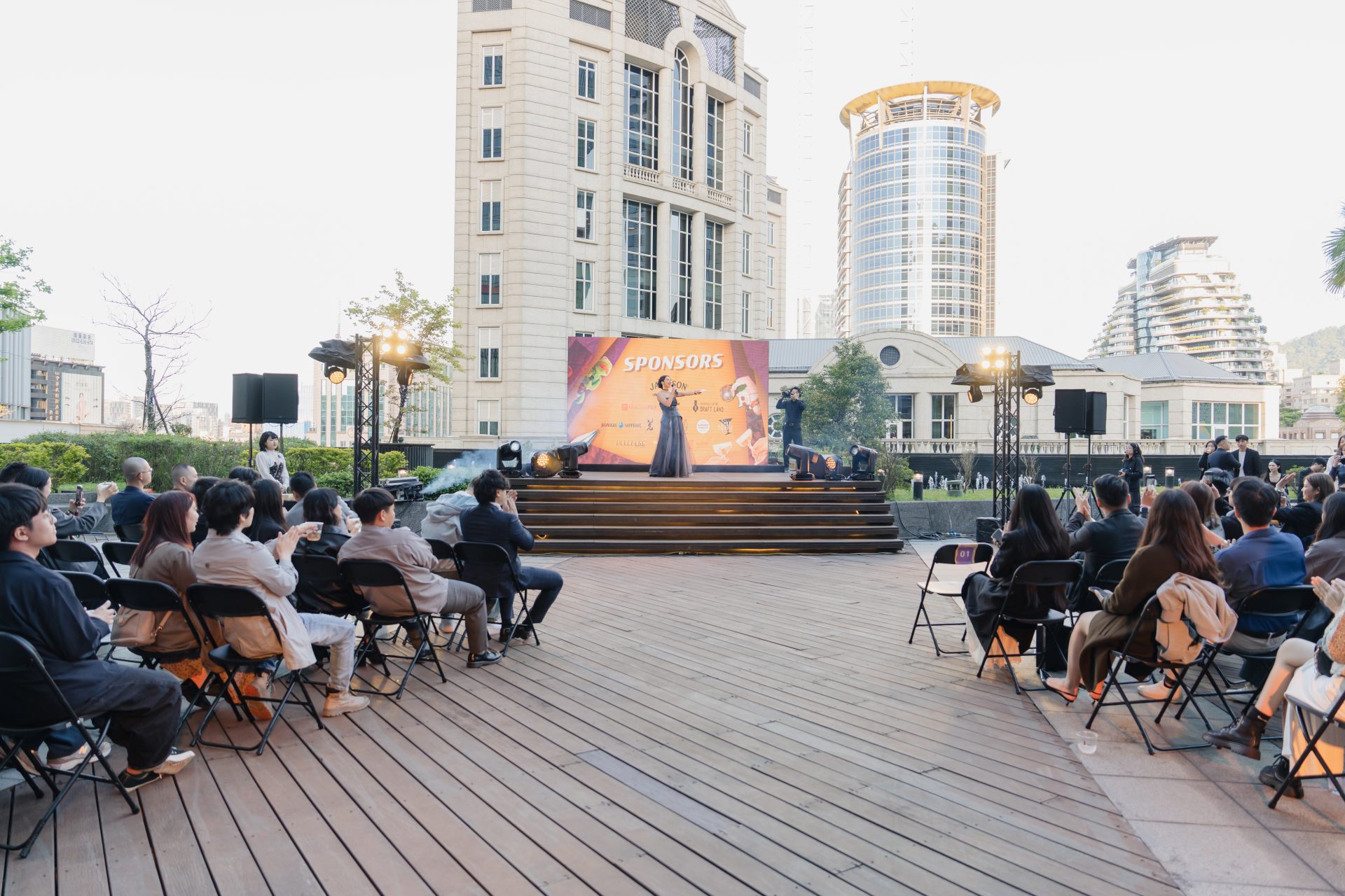 Jameson 尊美醇愛爾蘭威士忌攜手 PaperPlane 酒吧指南，打造「台灣年度酒吧頒獎典禮」，那間你愛的酒吧有沒有得獎？