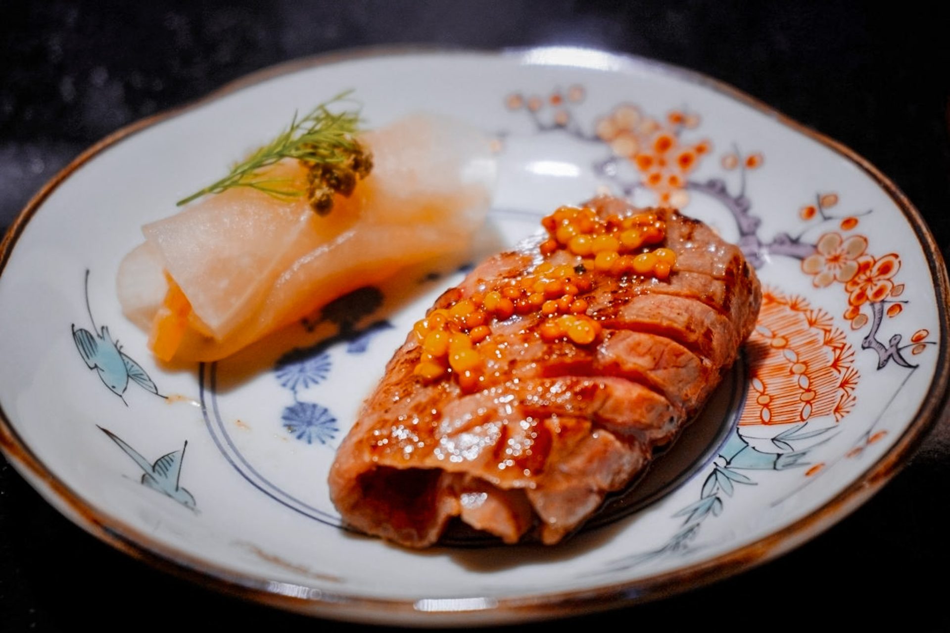 藏身台北中山三條通的老宅精緻燒肉店:赤身燒肉,黑毛和牛搭配特製小菜打造烤盤上的Fine Dining