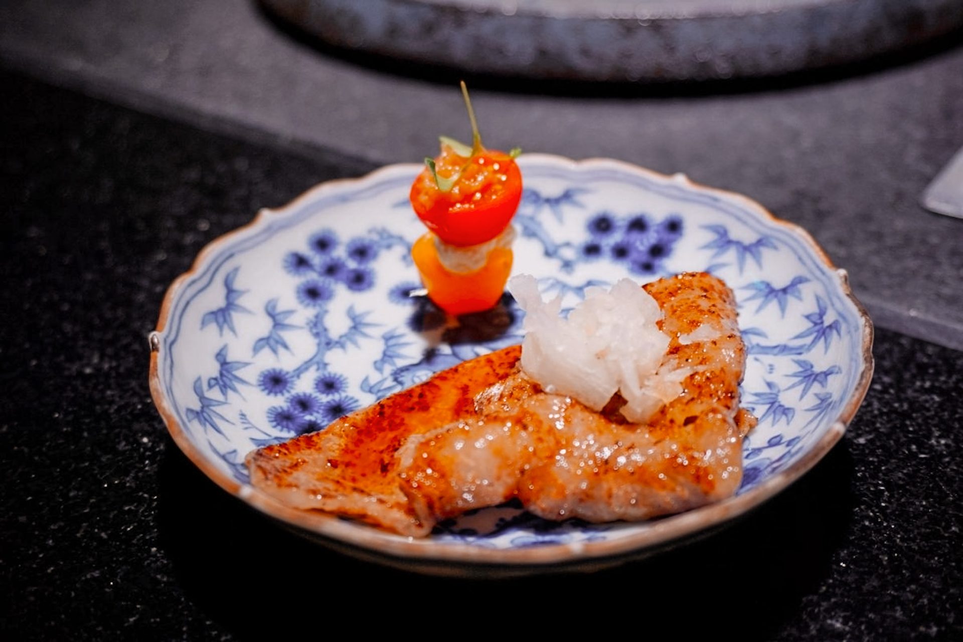 藏身台北中山三條通的老宅精緻燒肉店:赤身燒肉,黑毛和牛搭配特製小菜打造烤盤上的Fine Dining