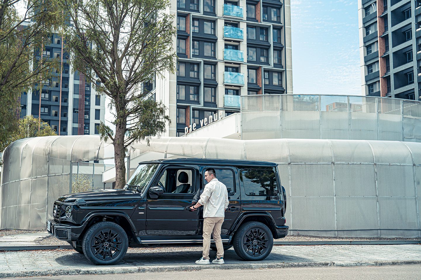 經典革新—承豪石材執行長陳昱愷與 Mercedes-Benz 純電G-Class，駛向時代的新高度