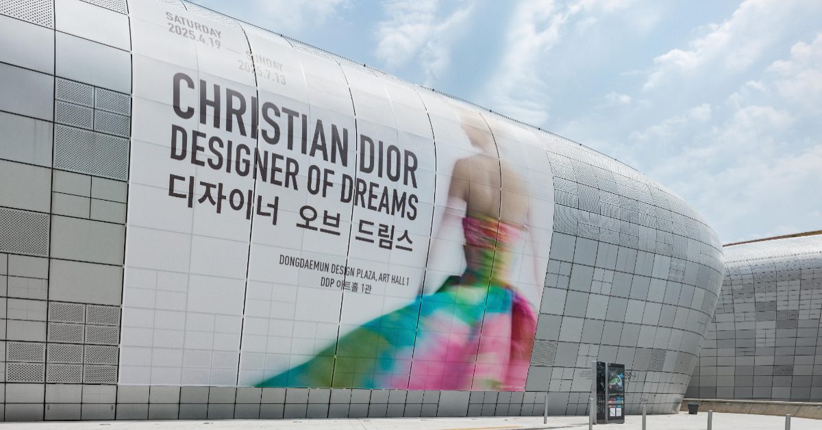 從巴黎走進首爾！Dior夢想展再啟，JISOO與韓韶禧共賞高訂時光