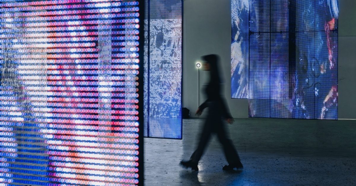 華山新展覽「Voices 2025」必逛3理由！以360度沉浸式觀展體驗打造藝術與空間對話場域