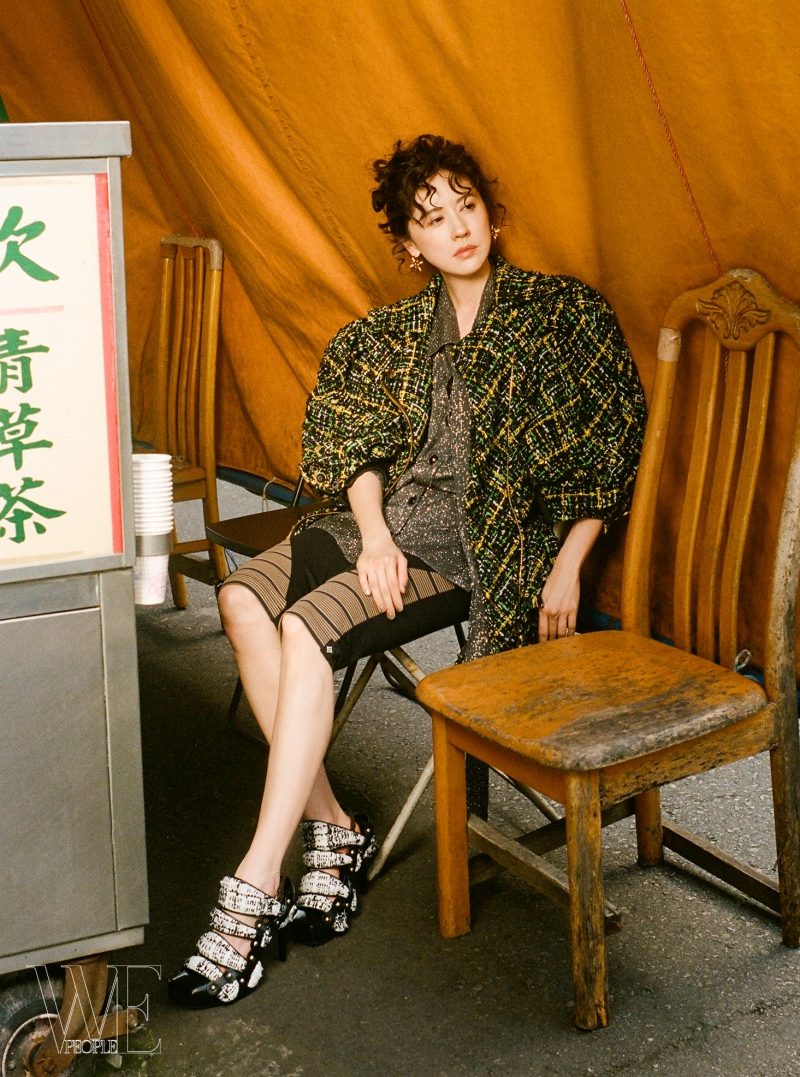 WEPEOPLE NO.195封面人物專訪:林予晞 |她思考、她存在 Je pense, donc je suis.