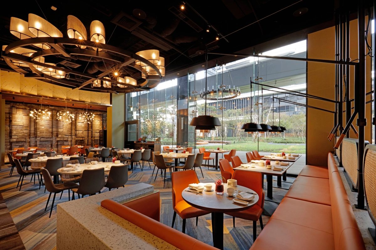 餐廳客座新訊：欣葉‧鐘菜五週年邀簡天才以Fine Dining打造臺菜、粵菜名廚葉志光在高雄雋GEN中餐廳上演三場傳承餐會