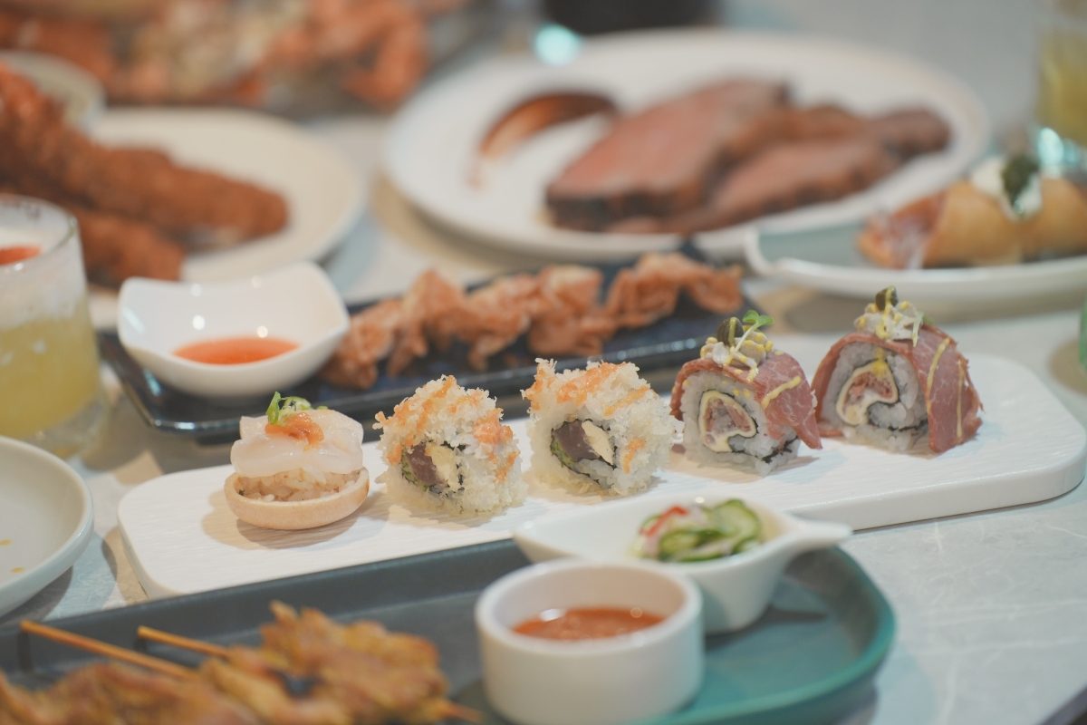 信義區新百貨「Dream Plaza」有什麼必吃？LillA餐酒館、饗賓新Buffet「URBAN PARADISE」成最新難訂位餐廳