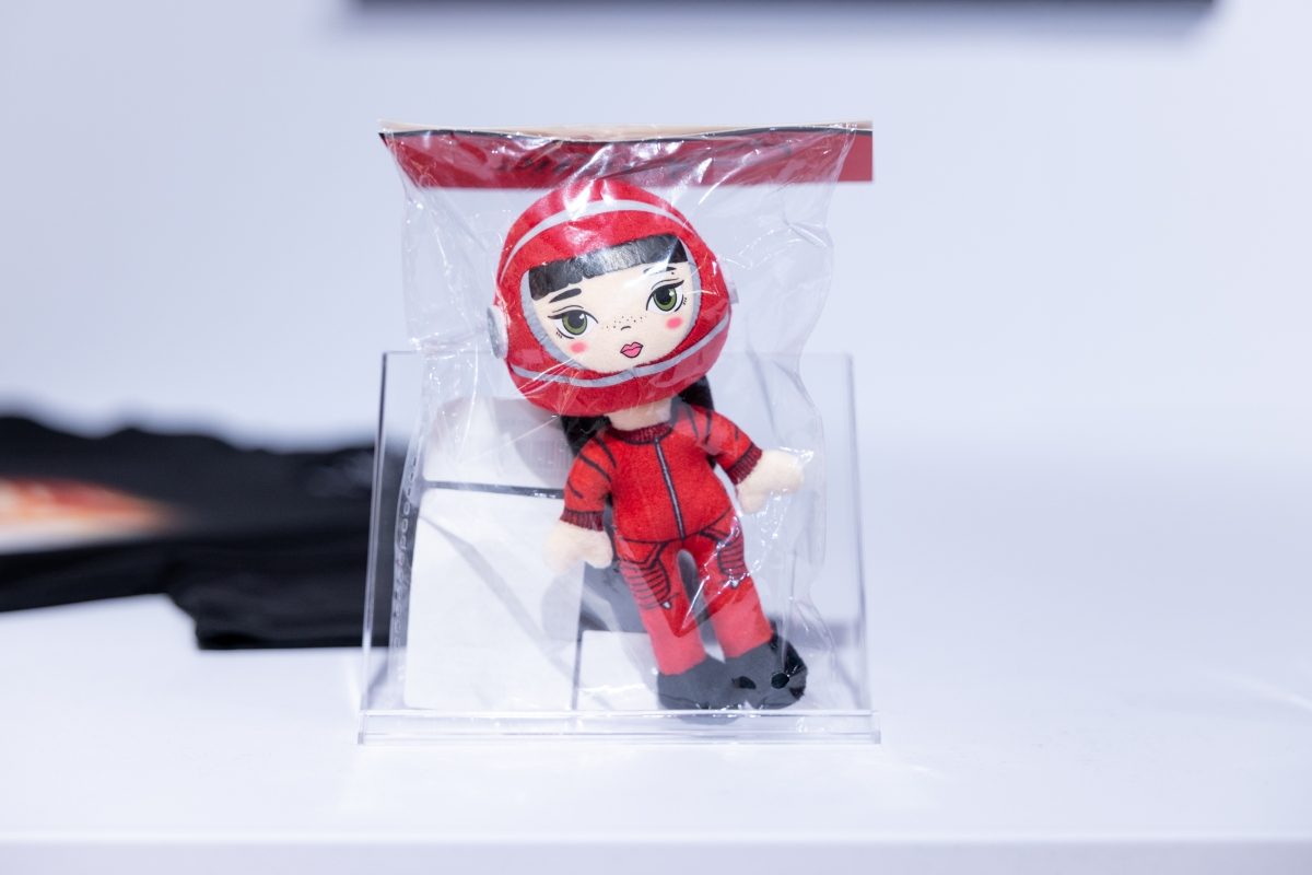 JENNIE《Ruby》期間限定體驗店登台！紅寶石系沉浸空間、黑膠首賣與亞洲限定周邊一次看