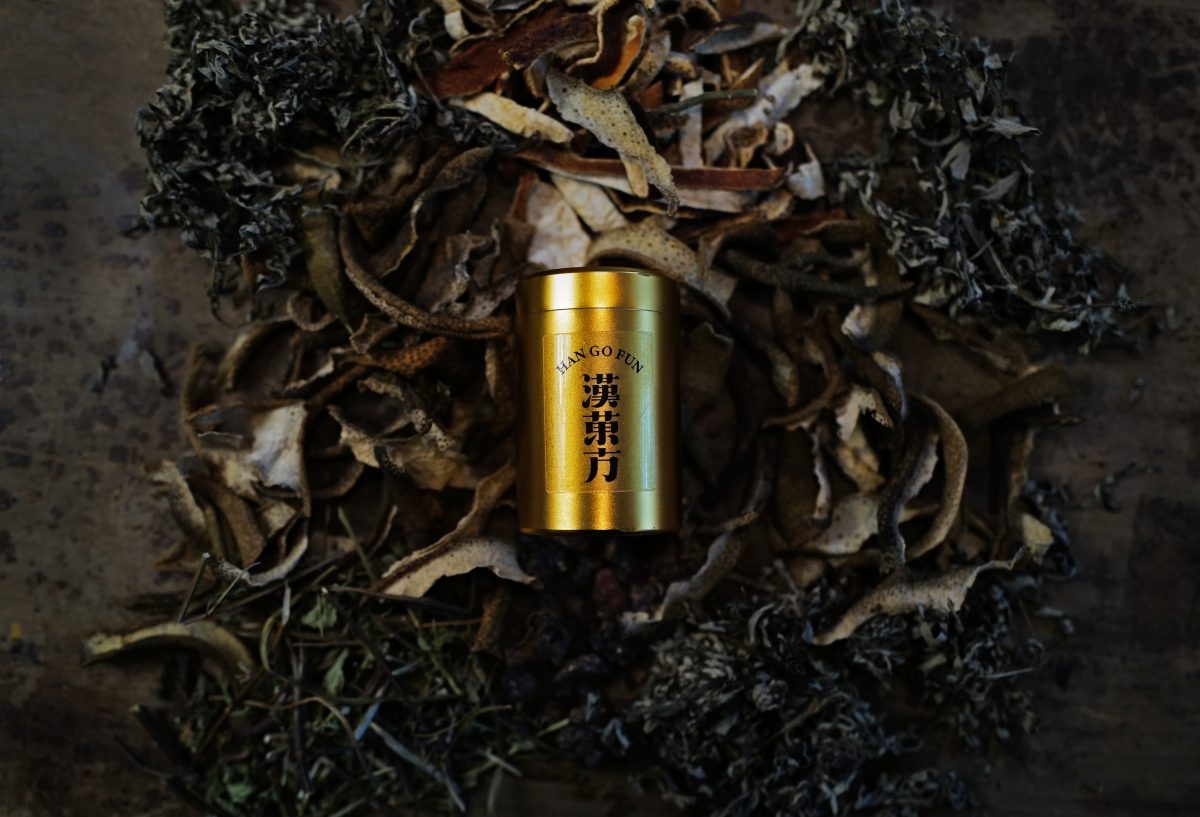 台南「謝宅」攜手文旦農推中秋禮盒：文旦、落果聞香瓶與漢方巧克力，凝聚台灣土地的韌性