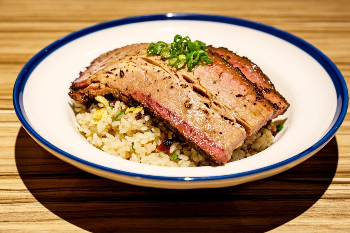 台北燒肉地圖快更新：電影《角頭》東區開燒烤店、德州第7名燒烤名店「Dayne’s」來台、牛B燒肉加入新東陽集團