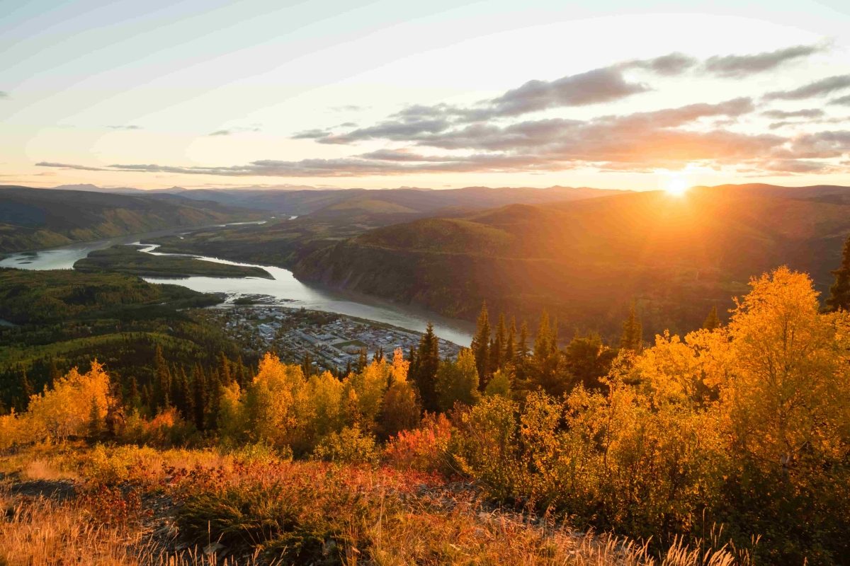 華航攜手加拿大育空北方航空，即日起推全新聯乘航班：一票到底、暢遊加拿大西岸與北境