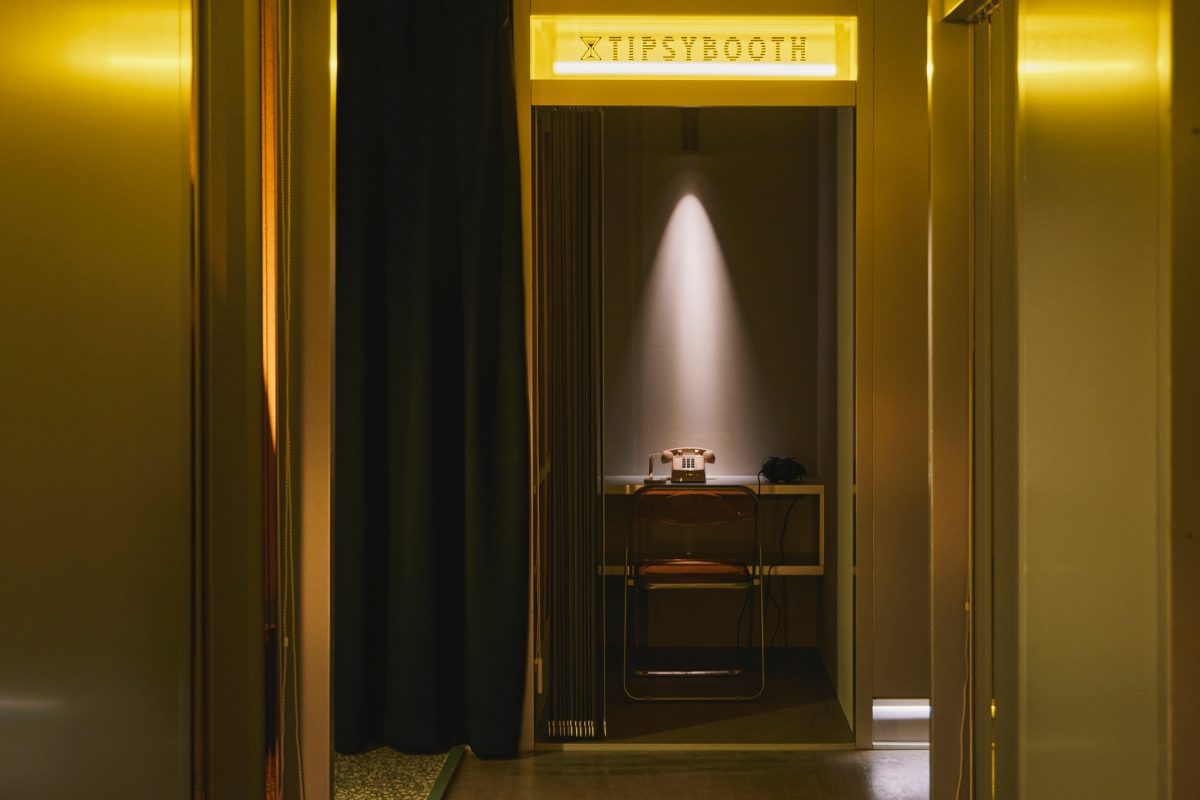 驚喜製造前進港都!將沉浸式體驗「微醺大飯店」帶進高雄哈瑪星老建築,邀9m88創作新曲、打造全新四層樓體驗