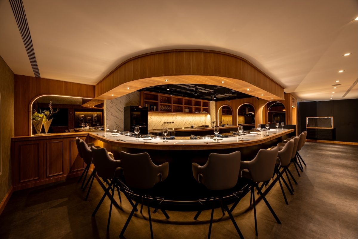 八和和牛燒肉專門店進軍台中燒烤一級戰區！把日本三大和牛之一的「近江牛」端進百坪大獨立街邊店