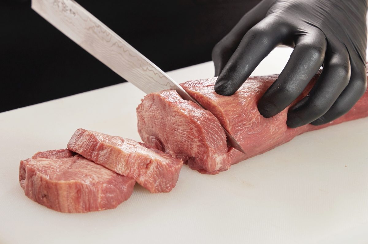 乾杯從人到毛孩都能吃的牛舌經濟學：從「毛孩乾杯」到12月全新開幕的牛舌事業新戰線「牛舌佑介」，跨足全牛舌事業