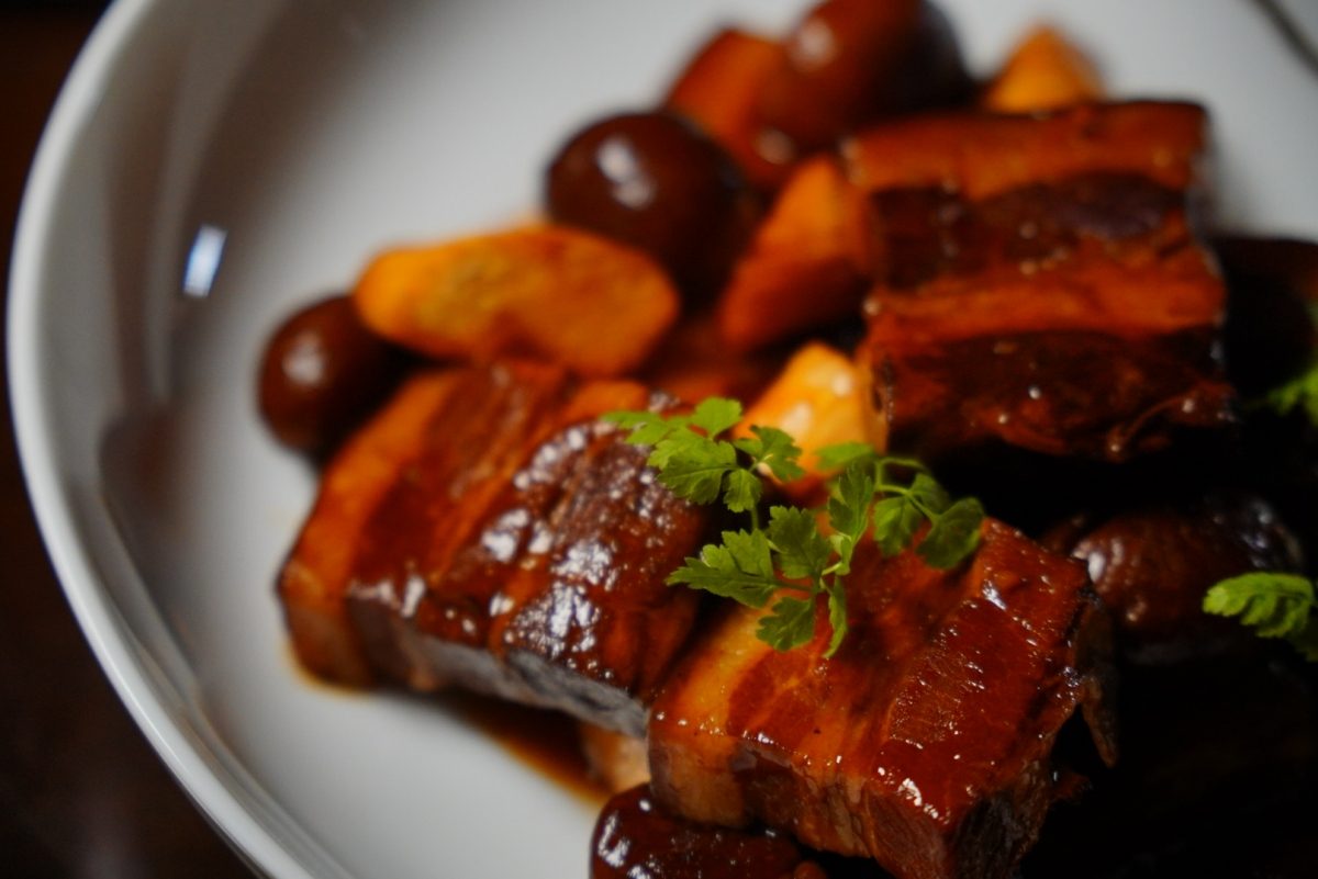 元紀台灣菜七年級新主廚上任！秋冬新菜紅柿入雞湯煲煮、羊腩肚取代豬腸燉四神湯成亮點