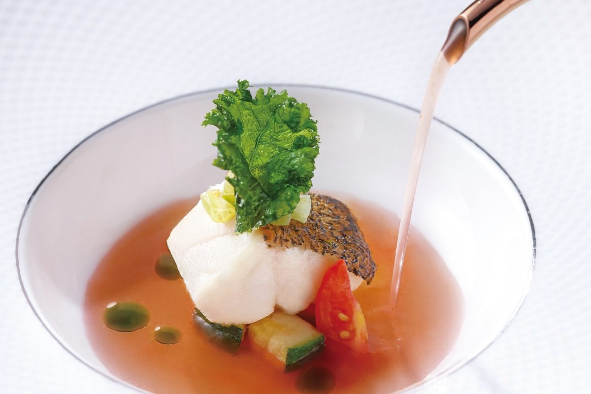 夏慕尼攜手米其林星級主廚David Goerne打造冬季限定「星級鐵板燒餐桌」