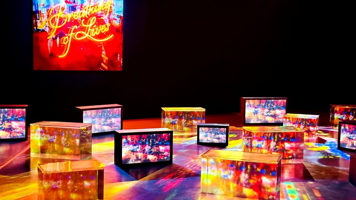 走進花與光影的魔幻裡：蜷川實花展台北華山登場，8大展區營造身處奇幻迷航的神秘愉悅感