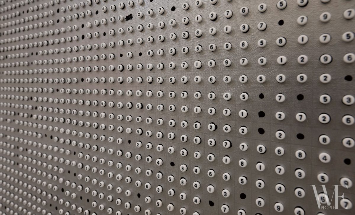 拼出數字下生死流動的哲理！專訪日本藝術家宮島達男：「永遠並不代表不變，它反而是一個持續的變化，也是一種循環。」