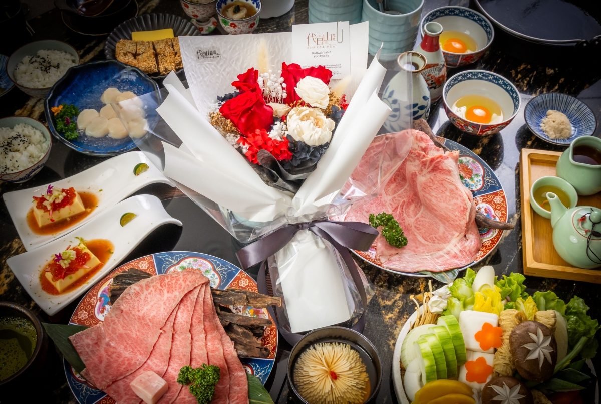 情人節出奇招!花店聯手橋山壽喜燒、二本松涮涮屋,推出吃鍋配花的情人節限定套餐