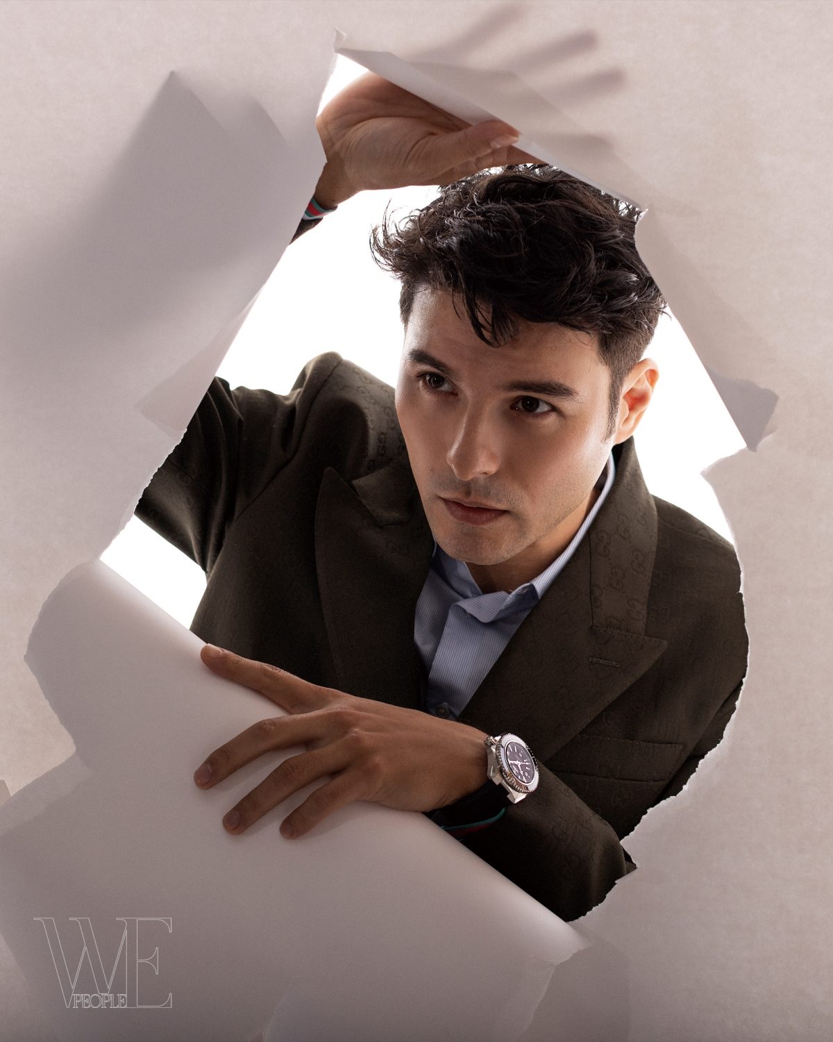 WEPEOPLE NO.199封面人物專訪：鳳小岳｜活出自己最不可思議的模樣 Don't Give Up! Keep on trying 