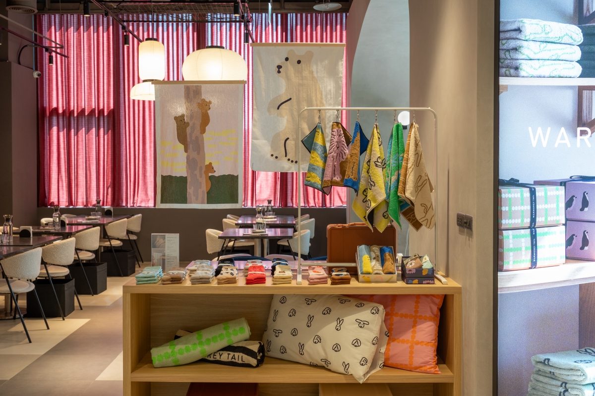 首爾爆紅插畫品牌Wamrgrey Tail來台快閃：用森林與野生動物為題打造2026的躺平時光