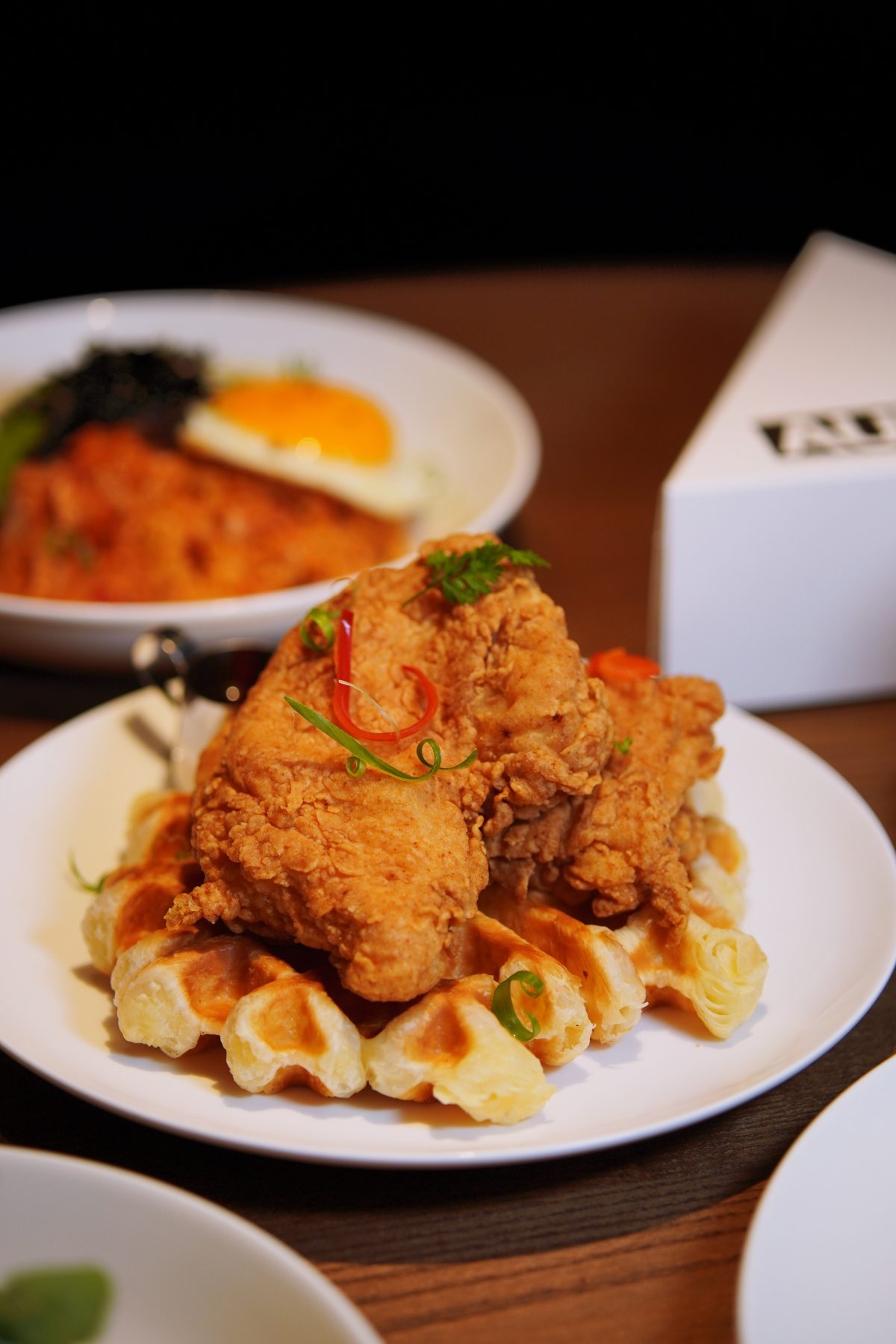 首爾漢南洞人氣咖啡廳「AUFGLET」登陸台北東區：韓星私藏清單之一，首爾熱賣鮮奶油咖啡台灣也喝得到