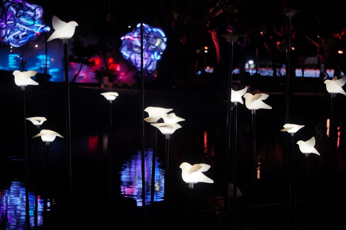 2026臺南月津港燈節必看作品直擊：編輯精選6件洗版預告、鏤空光影雲端小提燈同步亮相