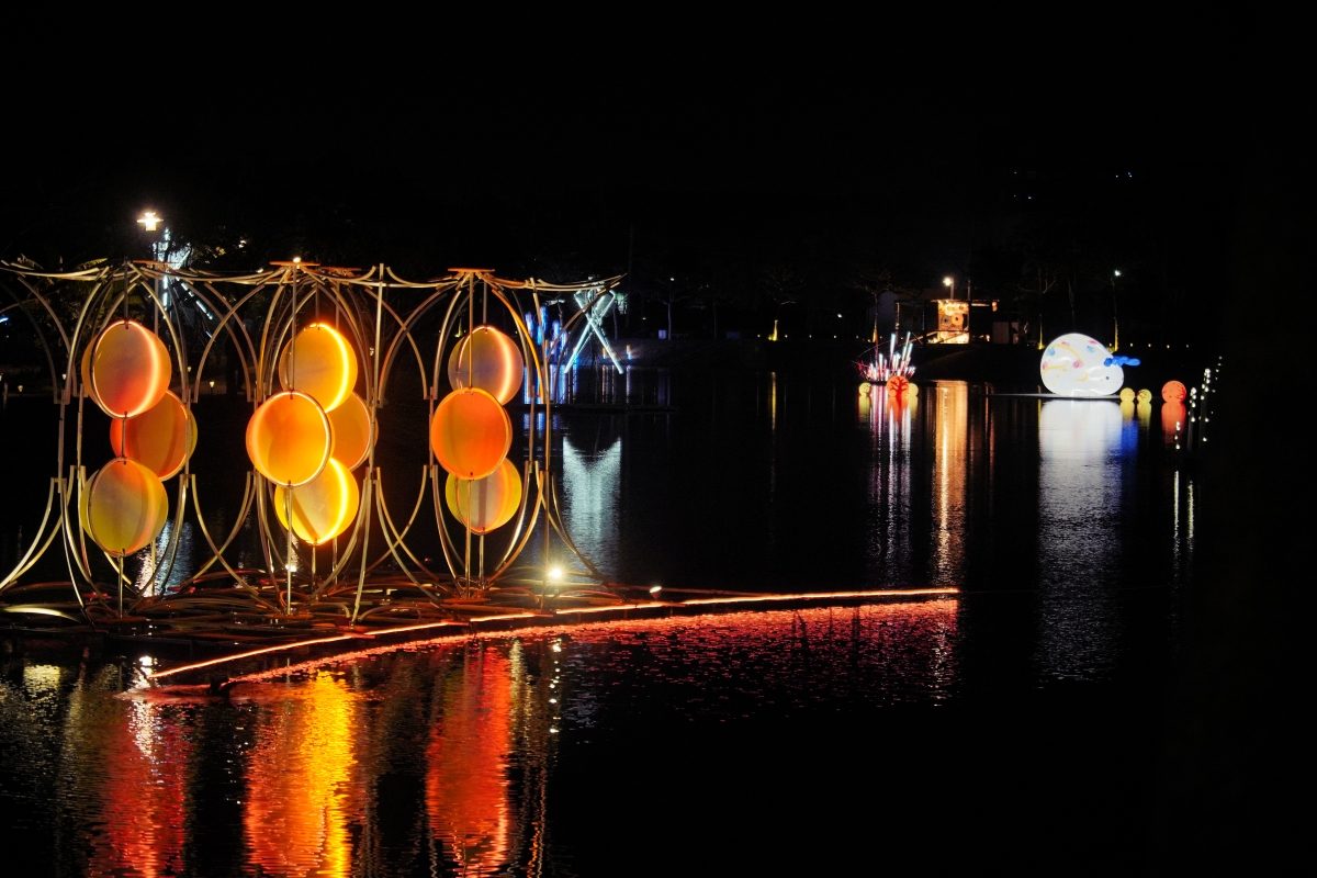 2026臺南月津港燈節必看作品直擊：編輯精選6件洗版預告、鏤空光影雲端小提燈同步亮相