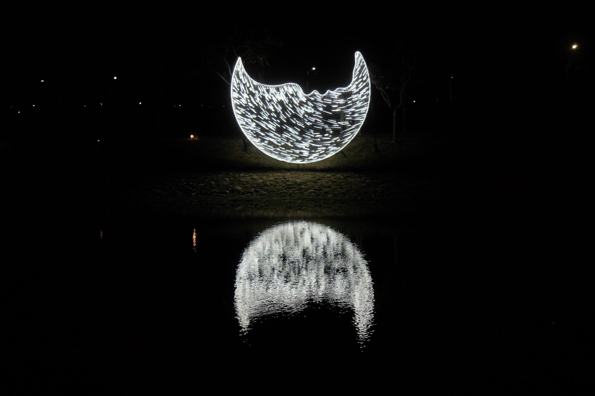 2026臺南月津港燈節必看作品直擊：編輯精選6件洗版預告、鏤空光影雲端小提燈同步亮相