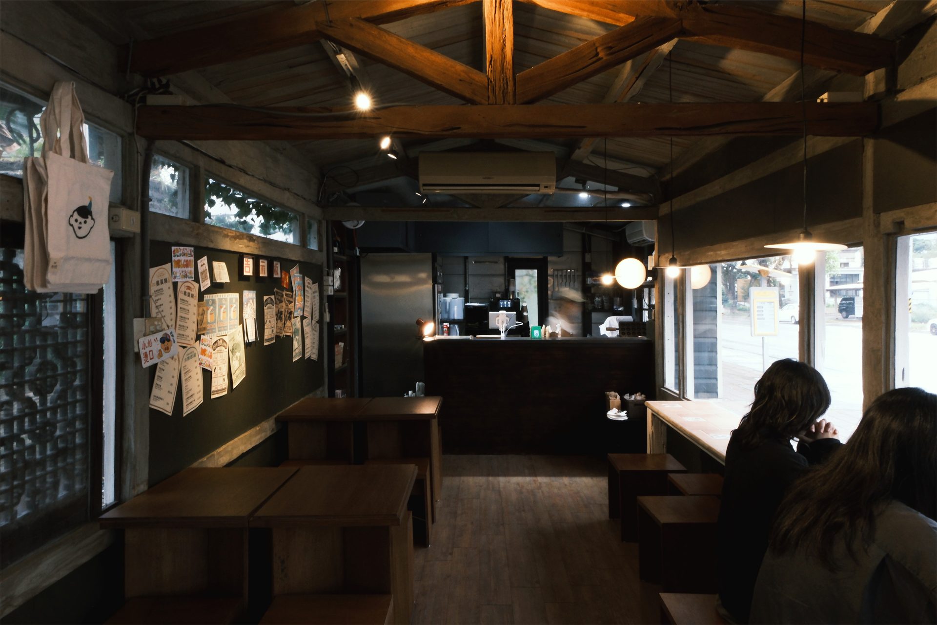 花蓮80年日式木屋飄出雞蛋糕香！魚刺人米崙店開幕、限定「剝皮辣椒乳酪」登場