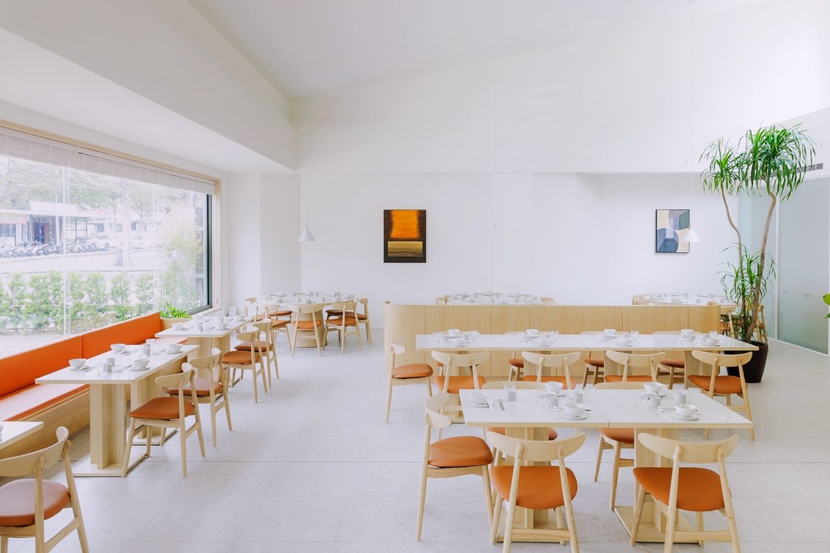 用客家菜餚設計當代餐廳：台中「炆 WÉN」融合客菜與粵菜精髓，提倡好好吃飯的餐桌風景