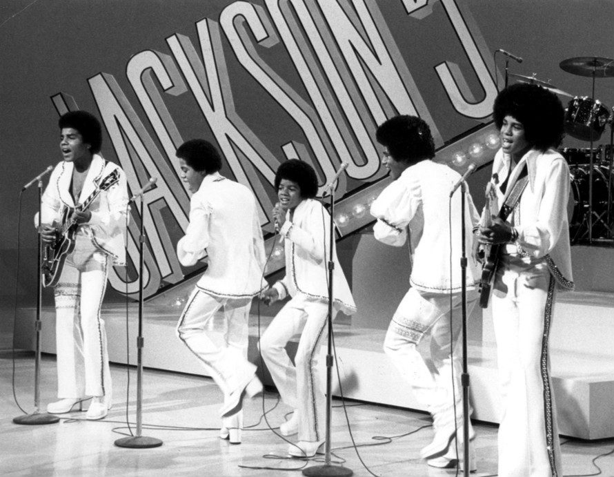主導流行音樂世界的天王：Michael Jackson爭議與傳奇，傳記電影「麥可傑克森」4/22全台上映