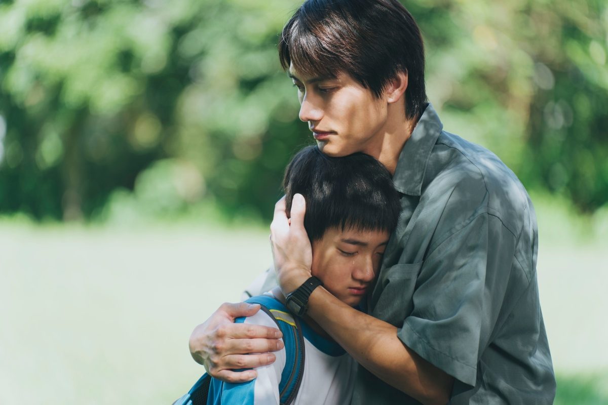 范少勳、曾敬驊主演《失樂園》，聚焦育幼院的兒少犯罪議題逼問社會如何製造「惡」，成5月必看的電影