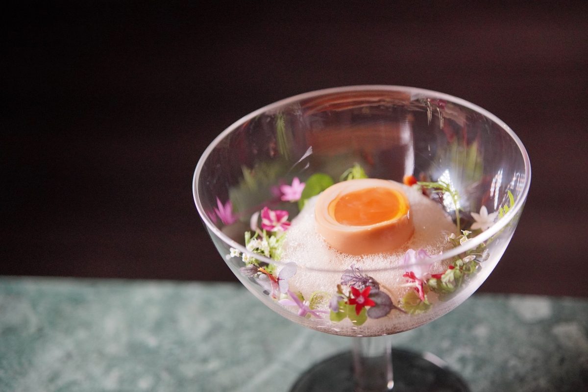「aMaze心宴」用春季套餐《賰》重啟味蕾節奏!主廚楊光宗:「菜有高低起伏,才能讓人一口一口走下去。」